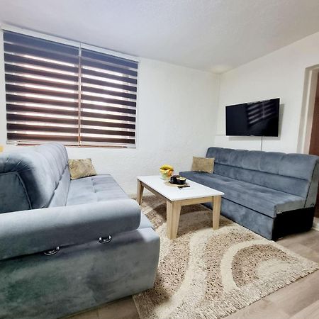 Apartman Family SJJ Eksteriør billede